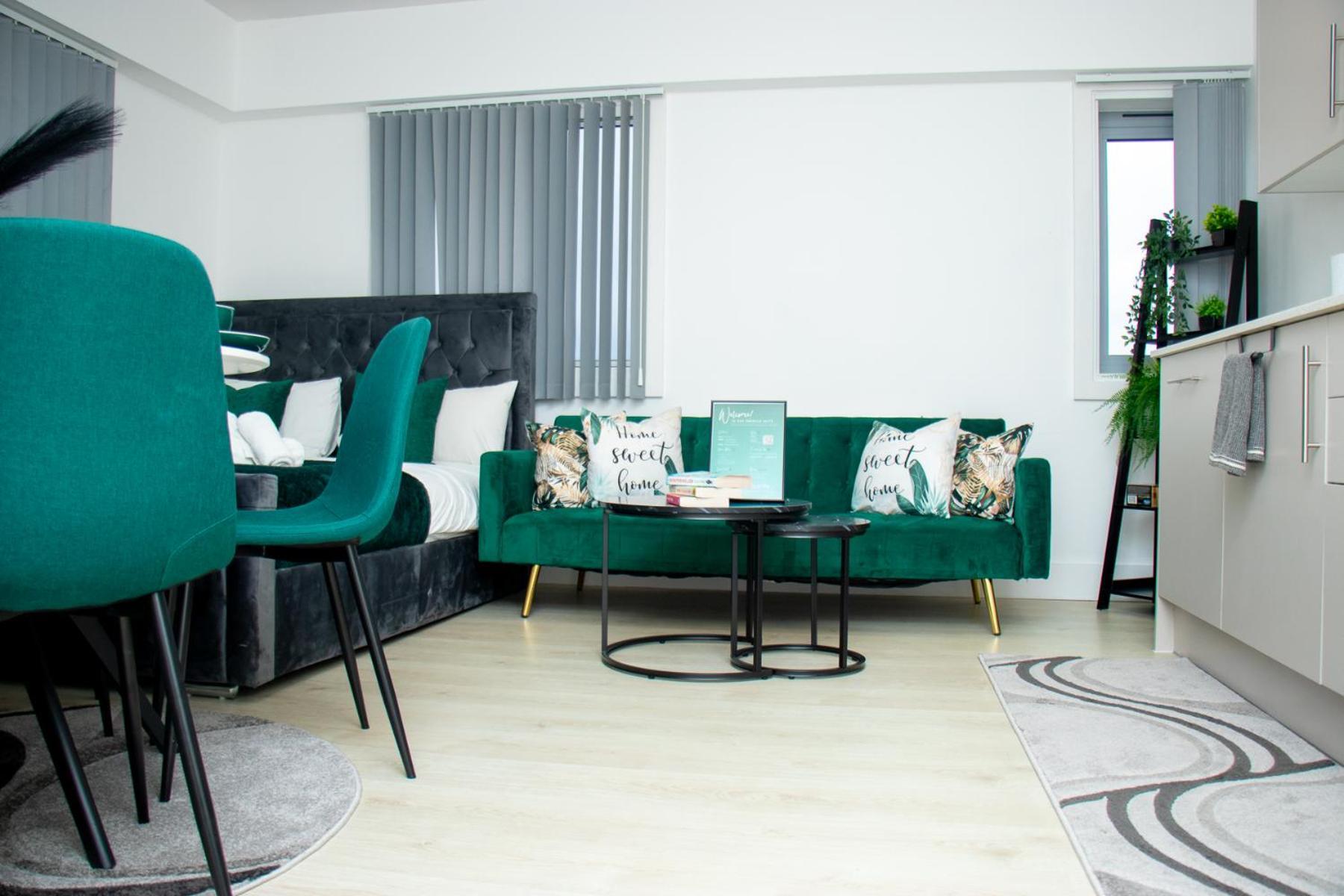 Appartement Modern 2 Bed Flat By Heathrow Airport, Free Parking *